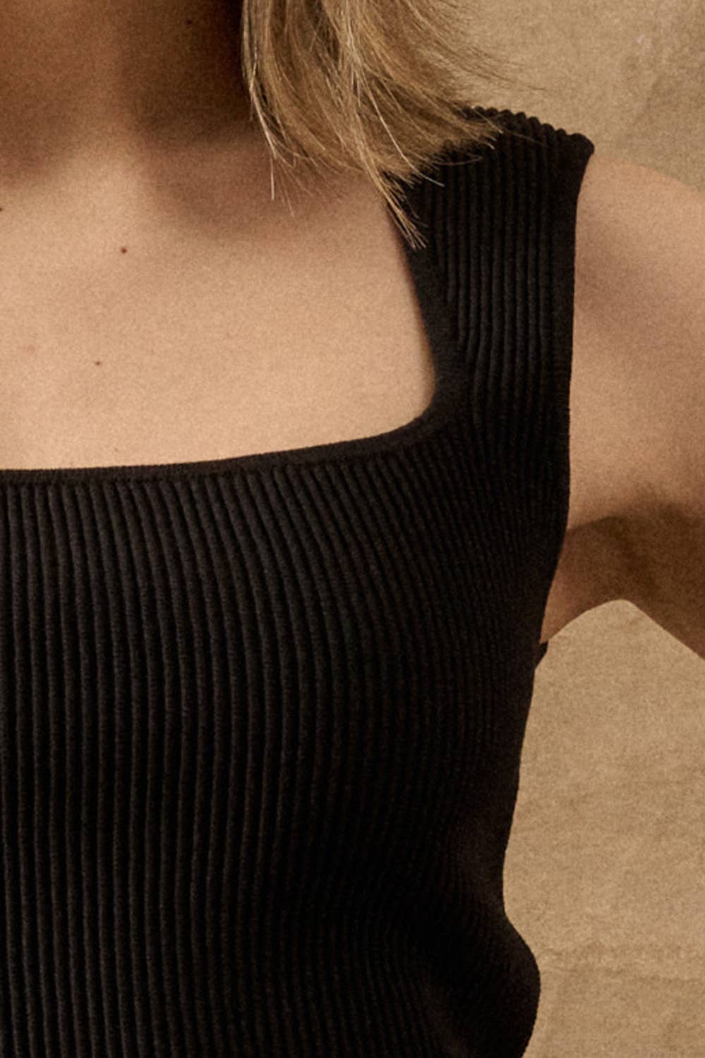 Shaper Fit Ribbed Cropped Tank Top