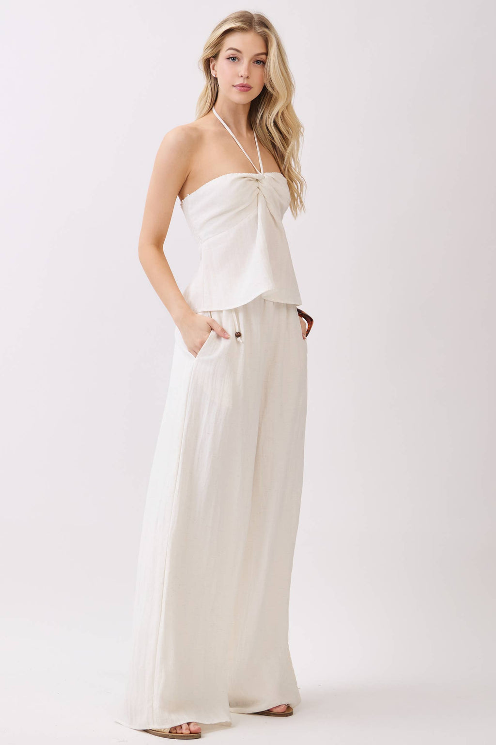Front Twist Halter Neck Flowy Top