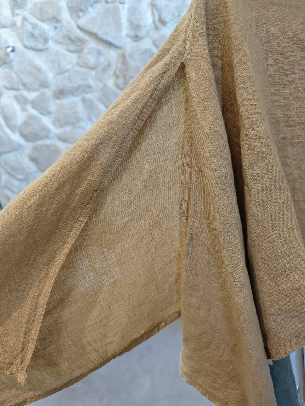 Linen Blouse w/long sleeves