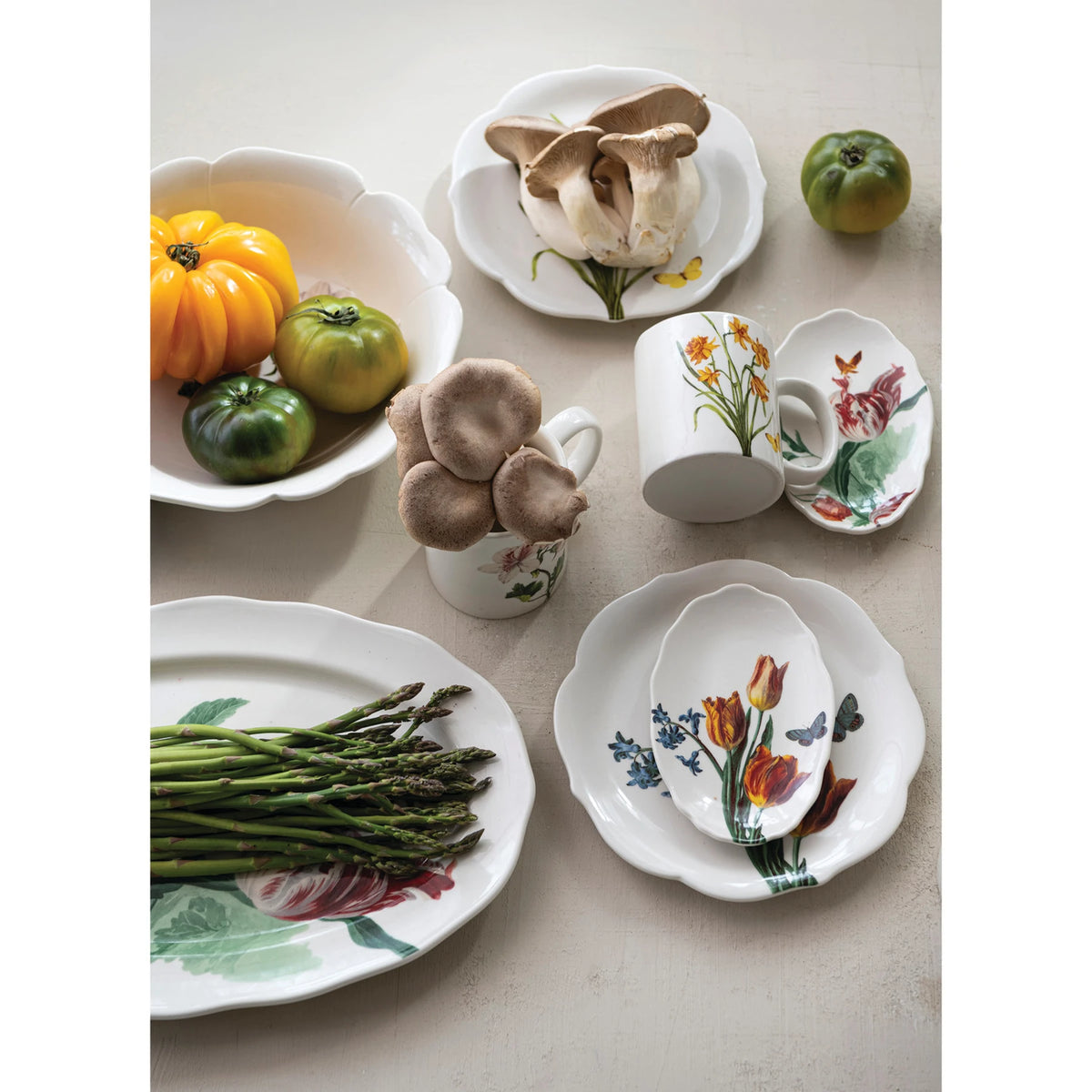 Scalloped stoneware serving platter with hand-painted flowers – view 2