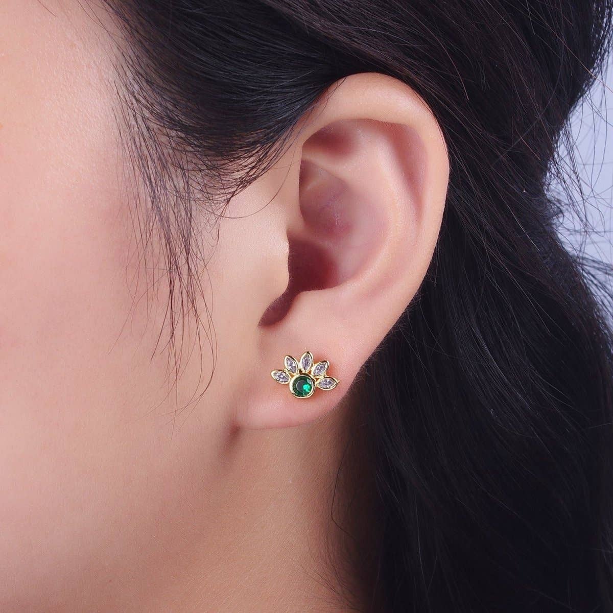 Emerald Green Cz Stud