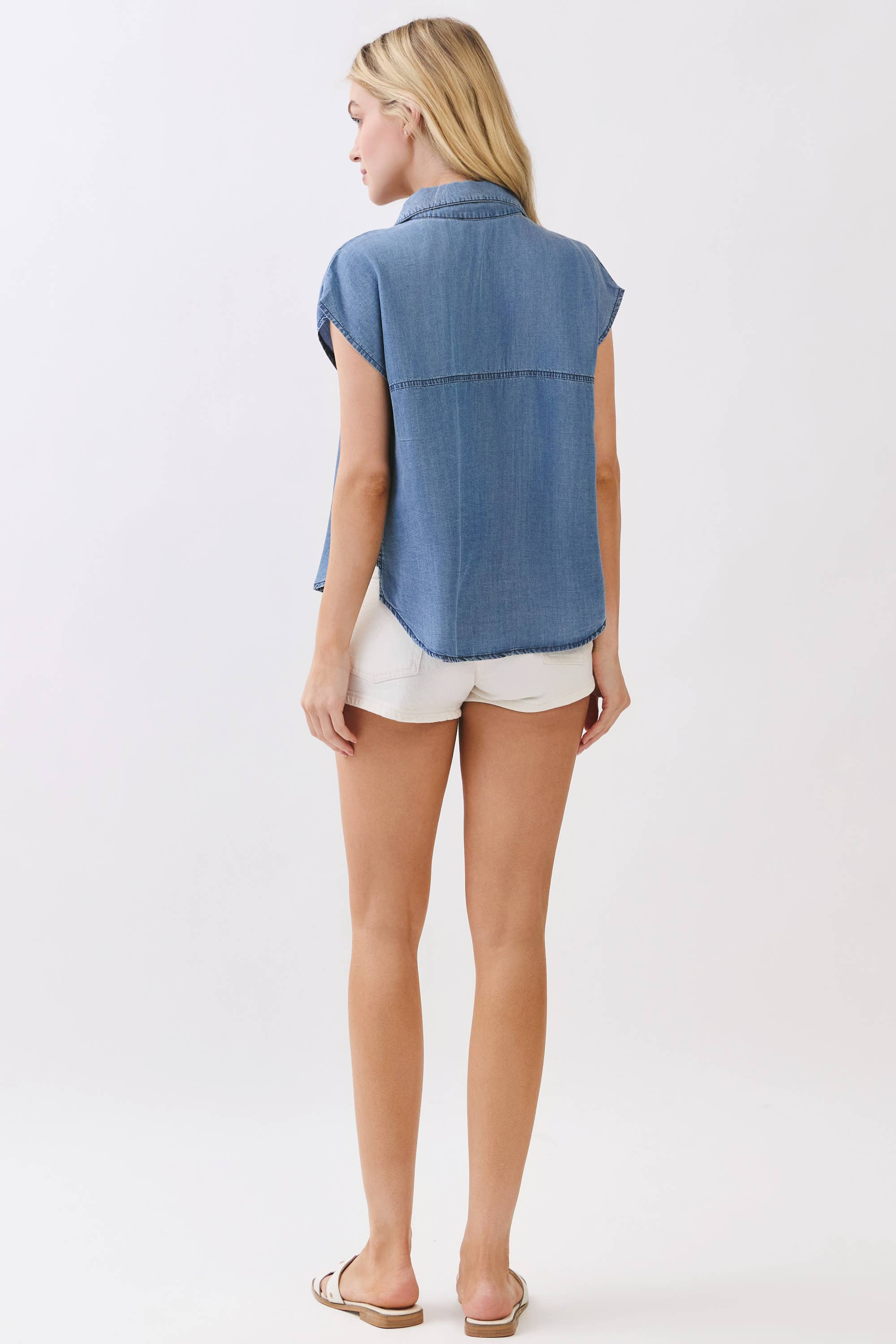 Collared Button Down Sleeveless Top