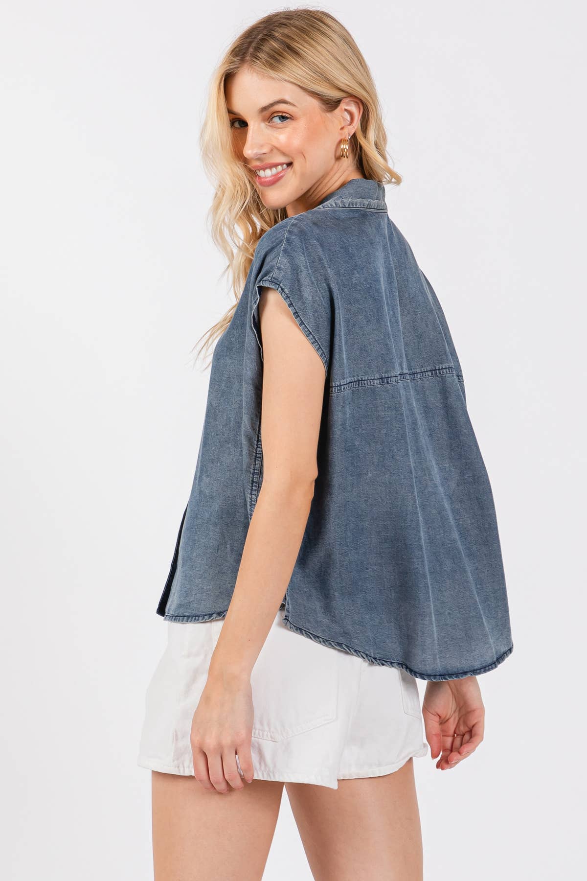 Collared Button Down Sleeveless Top