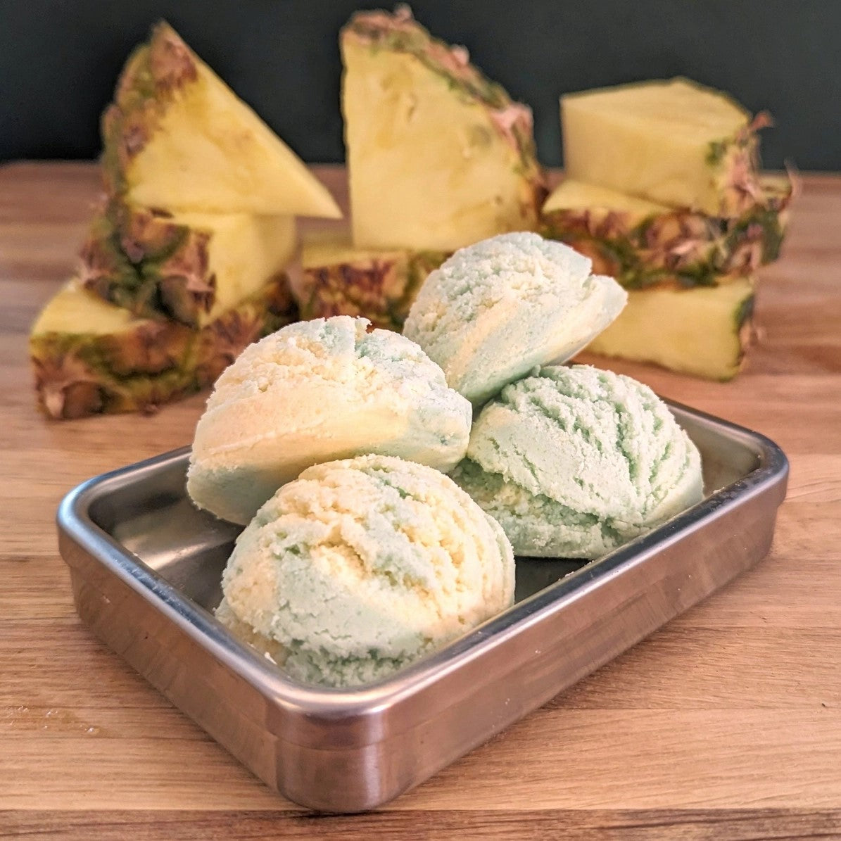 Pineapple Delight Bath Truffle - Foaming Bubble Bath Product