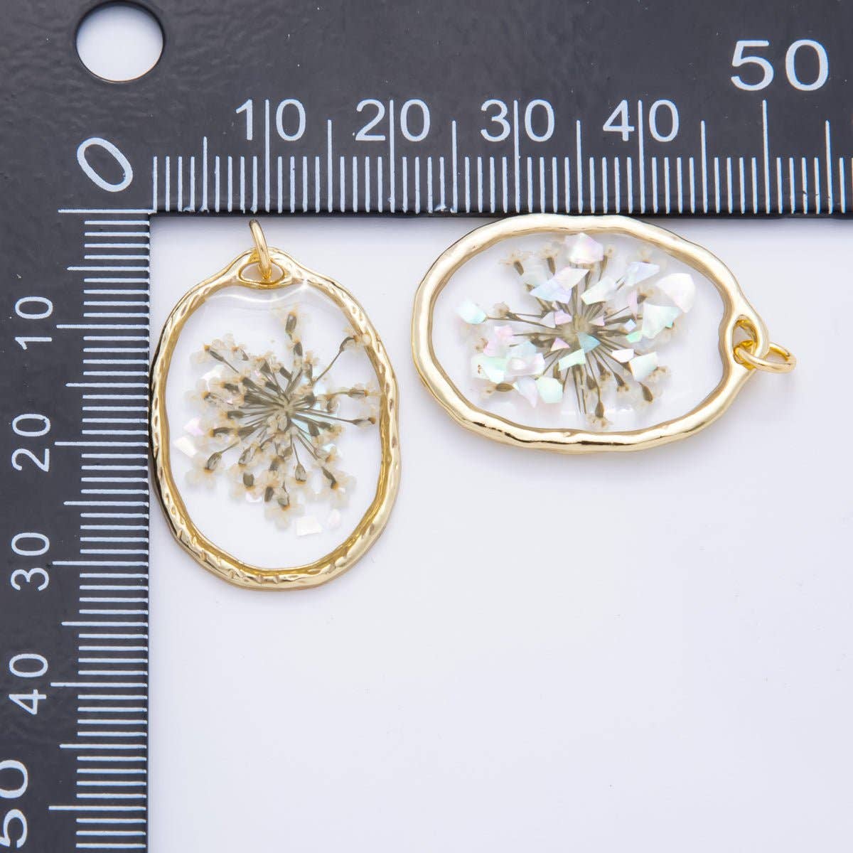 18K GF Oval Resin Wildflower