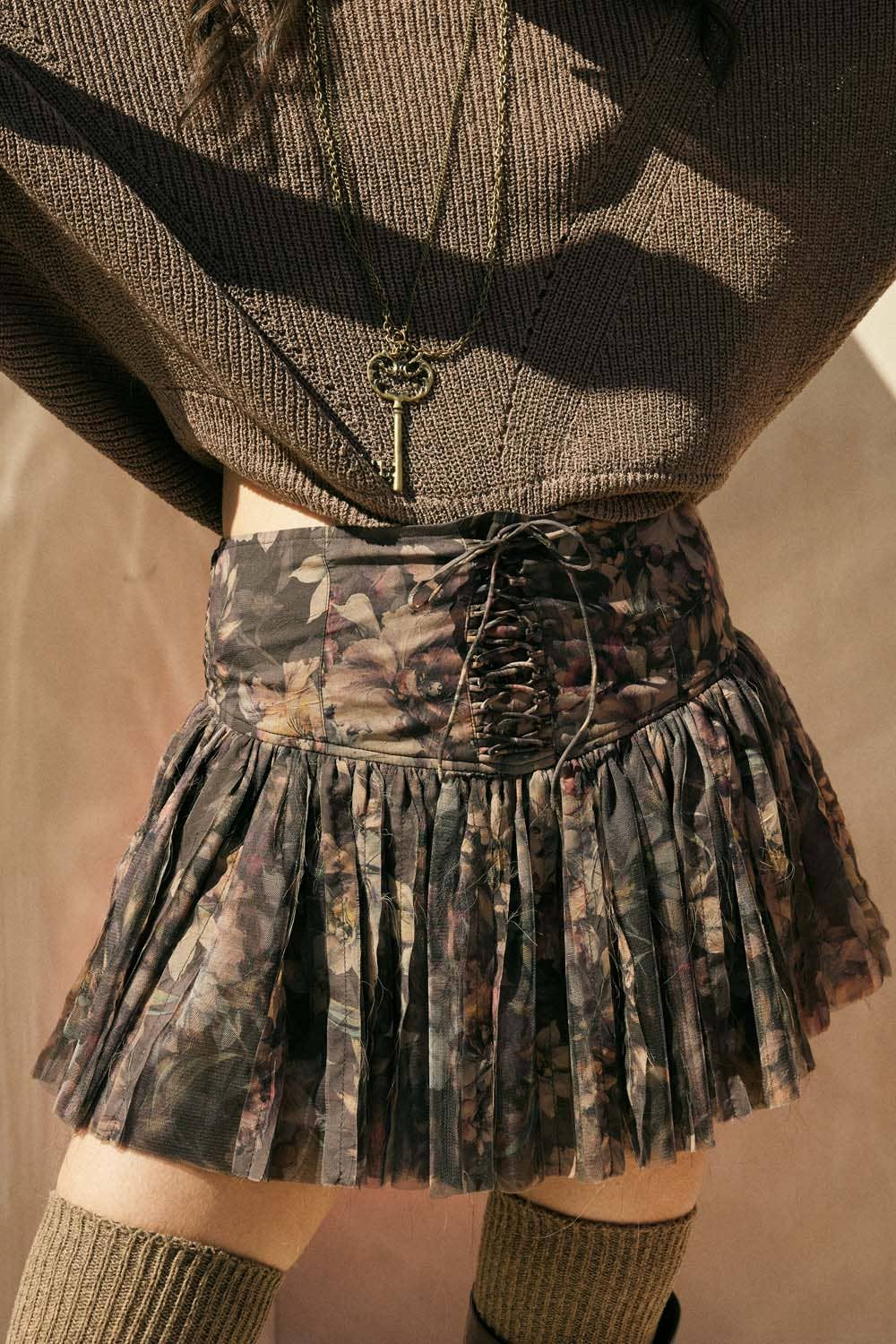 Floral-Print Drop-Waist Lace-Up Pleated Mini Skort