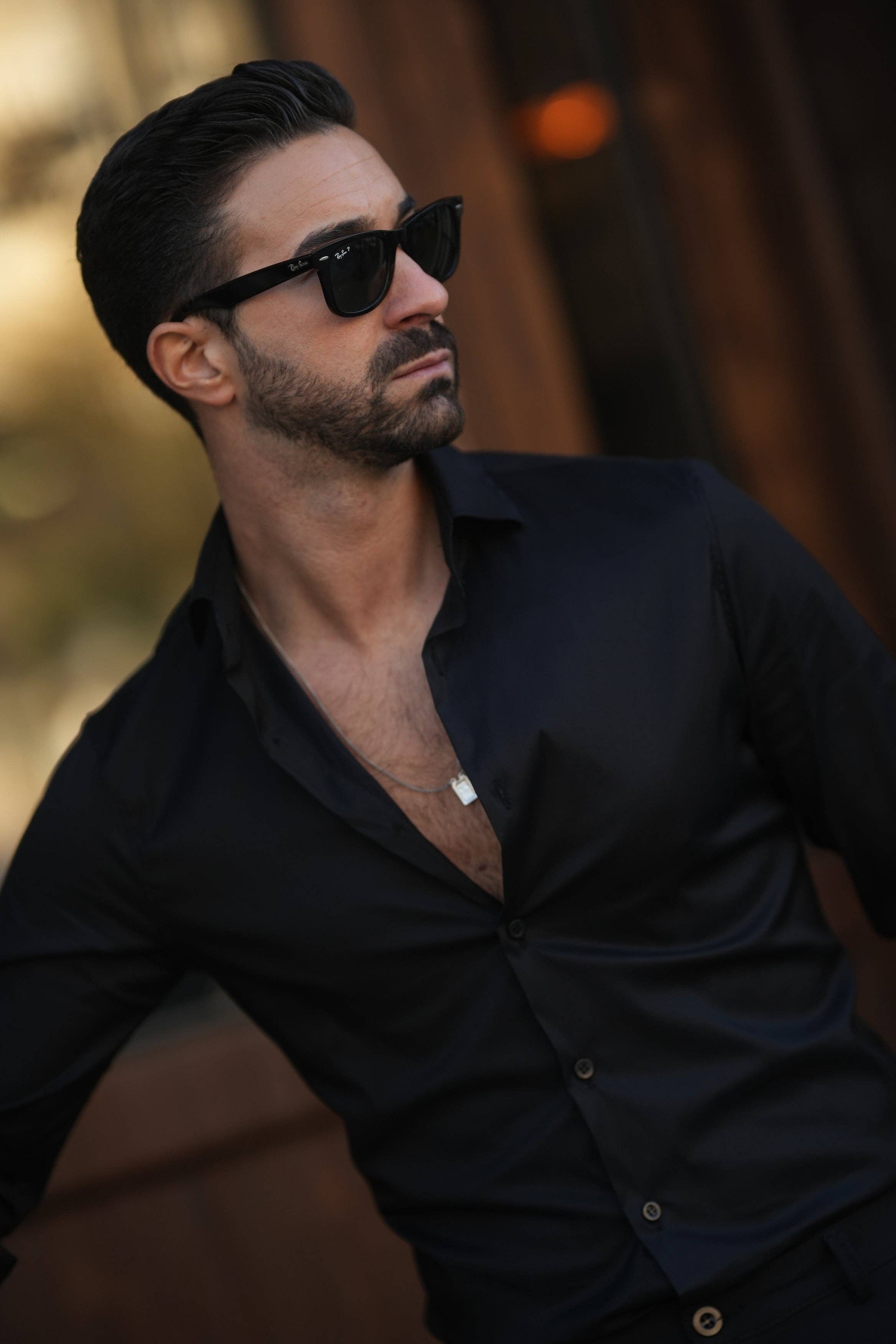 ELASTIC SLIM-FIT SHIRT