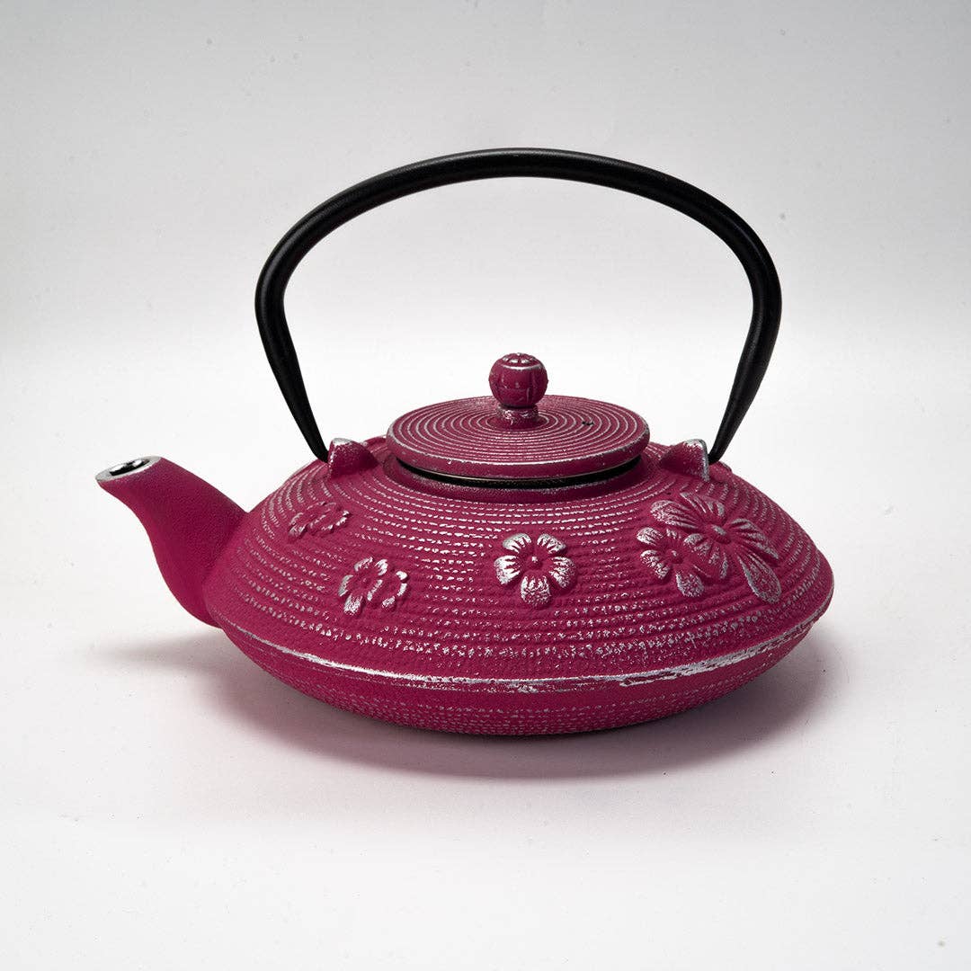 27 oz Cast Iron Tea Pot