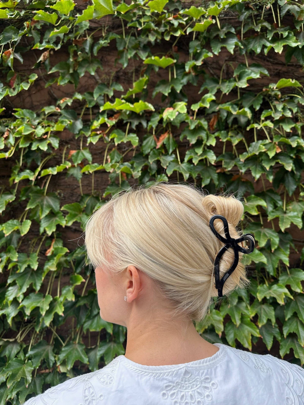 Ballet Bow Claw Clip