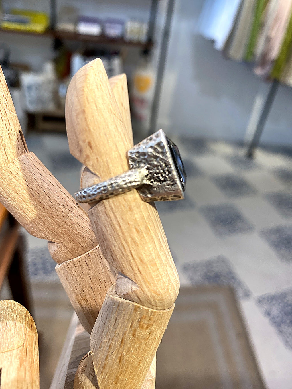 Silver Textured Smoky Crystal Ring